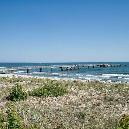 Nah Am Meer, Ruhige Lage, Gratis Nutzung Vom Ahoi Erlebnisbad Und Sauna In Sellin - Haus Inselblick Fewo 01 เกอเรน ภายนอก รูปภาพ