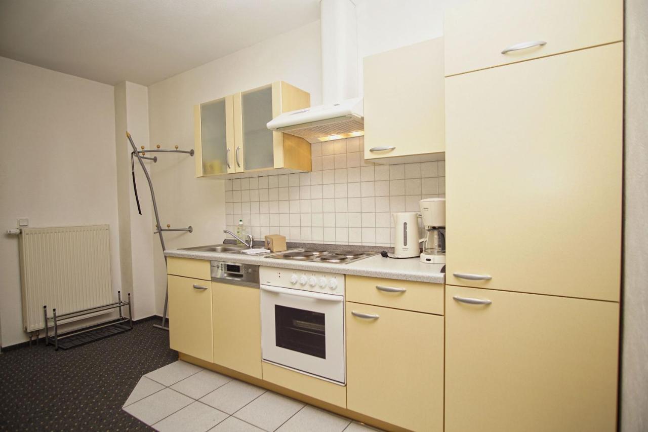 Nah Am Meer, Ruhige Lage, Gratis Nutzung Vom Ahoi Erlebnisbad Und Sauna In Sellin - Haus Inselblick Fewo 01 เกอเรน ภายนอก รูปภาพ