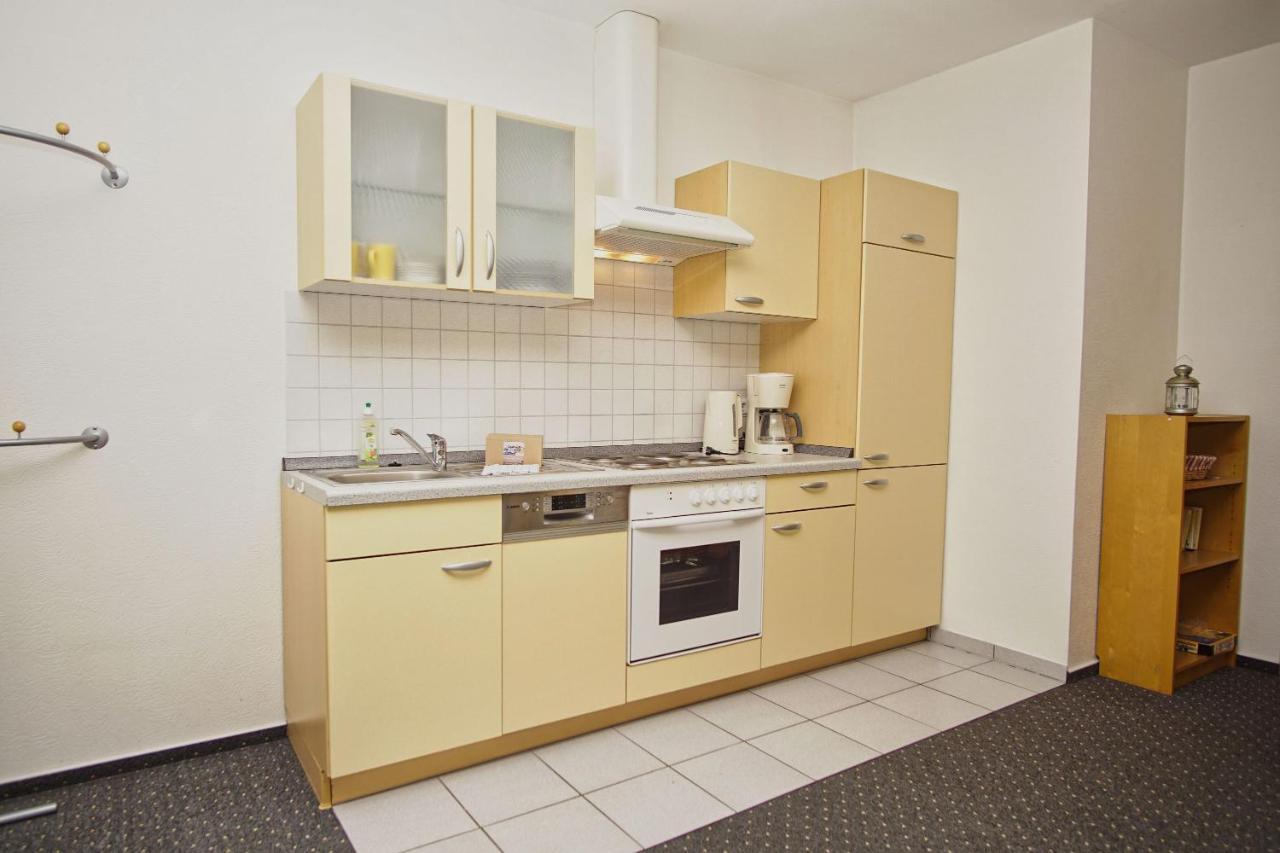 Nah Am Meer, Ruhige Lage, Gratis Nutzung Vom Ahoi Erlebnisbad Und Sauna In Sellin - Haus Inselblick Fewo 01 เกอเรน ภายนอก รูปภาพ